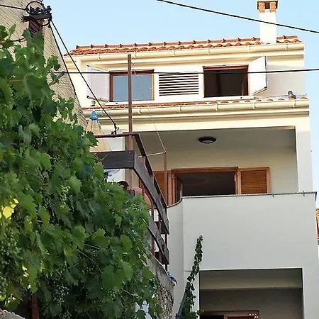 Grosse In Zadar Mit Privatem Balkon *