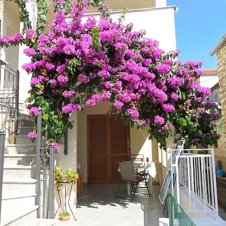 Apartment Grosse In Zadar Mit Privatem Balkon *