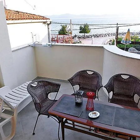 Grosse In Zadar Mit Privatem Balkon * Diklo